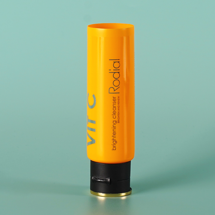 Mini tubo cosmético amarelo de 20 ml, recipiente de loção de estampagem a quente personalizada com tampa articulada